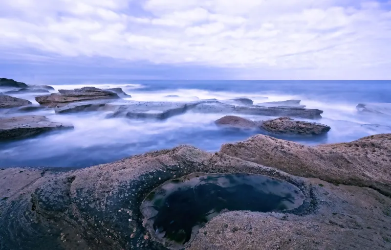 Ride the Moon: How Lunar Timing Can Make or Break Your Next Coastal Adventure